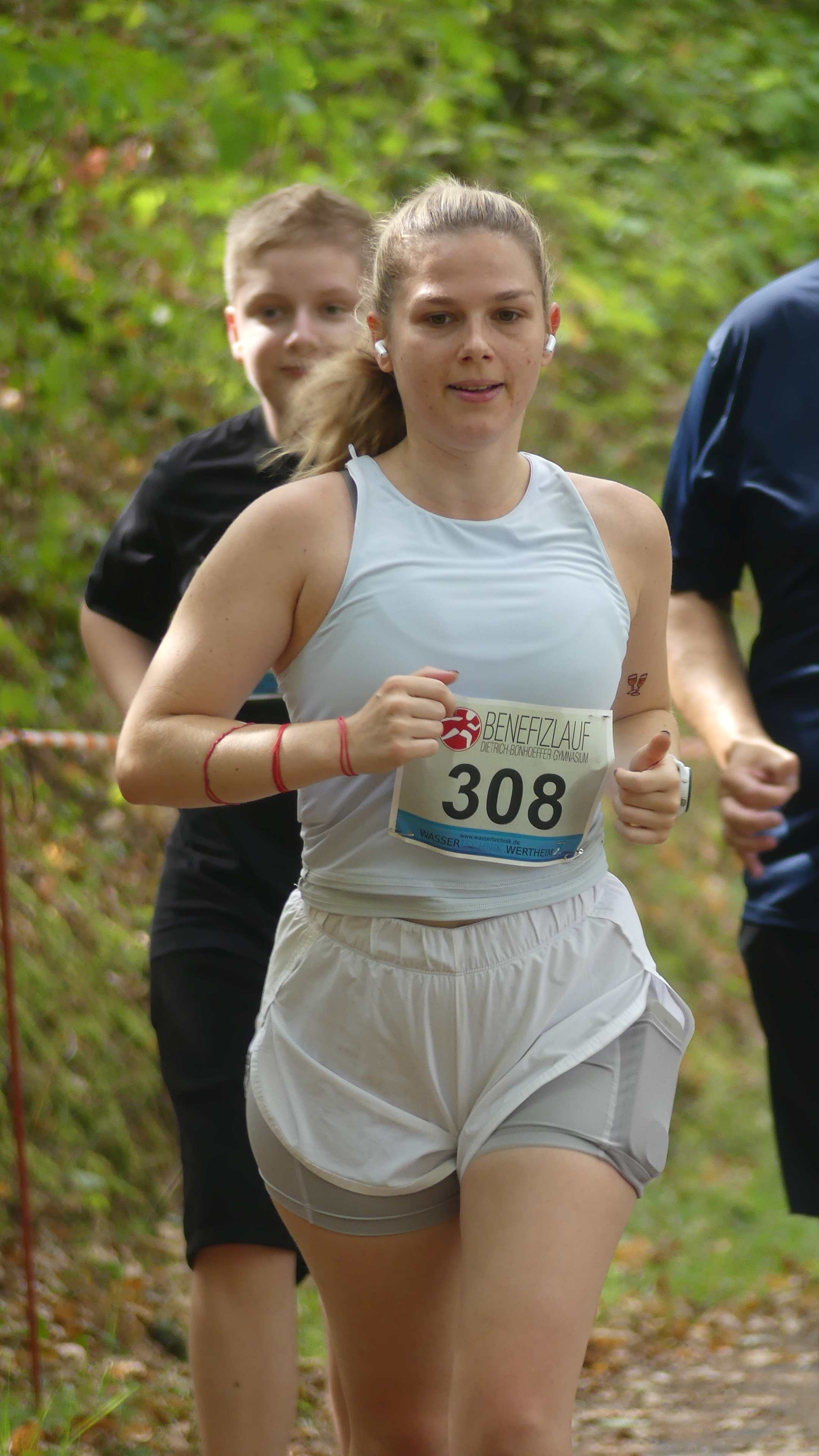 Bild vom 15. Benefizlauf im Jahr 2025. Dies ist das 326. Bild.